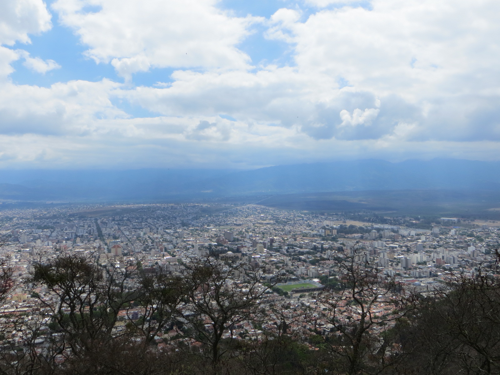 Vue de la ville depuis le Cerro San Bernardo